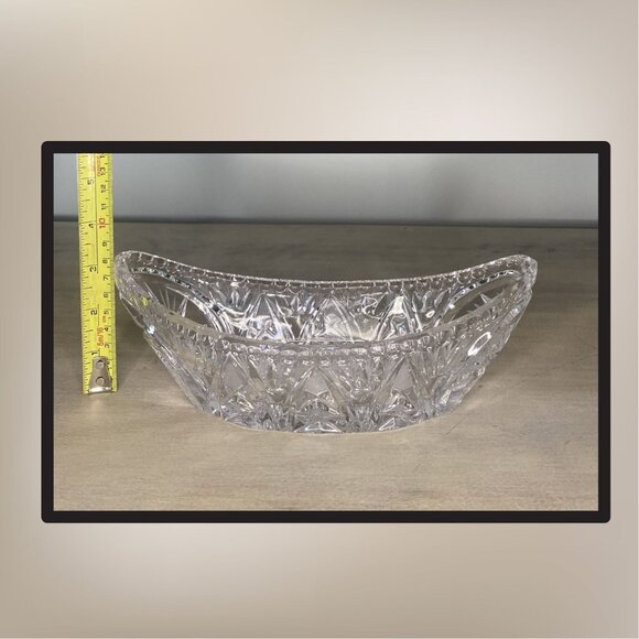 Vintage Pinwheel Crystal Cut Oval Boat Shaped Bowl - Picture 2 of 8